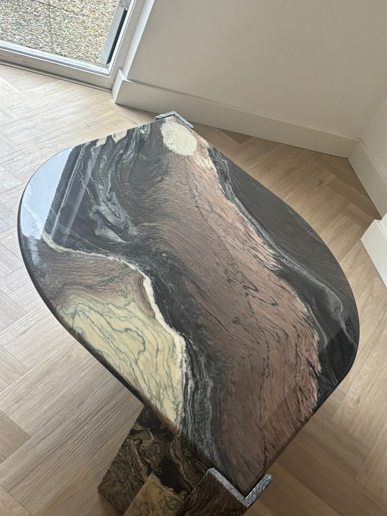 Image 1 of Exclusieve natuurstenen design salontafel – Roche Bobois stijl 