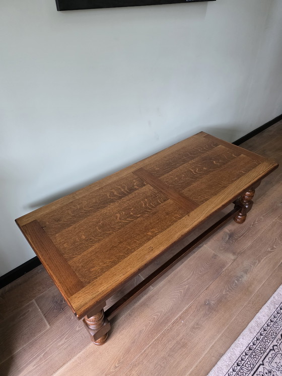 Image 1 of Vintage massief eikenhouten salontafel