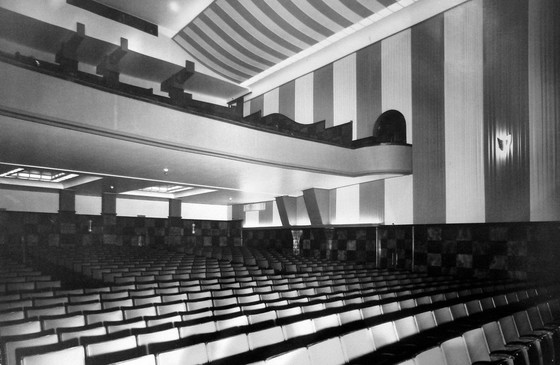 Image 1 of Lampe aus dem Utrechter Stadtkino aus den 1950er Jahren