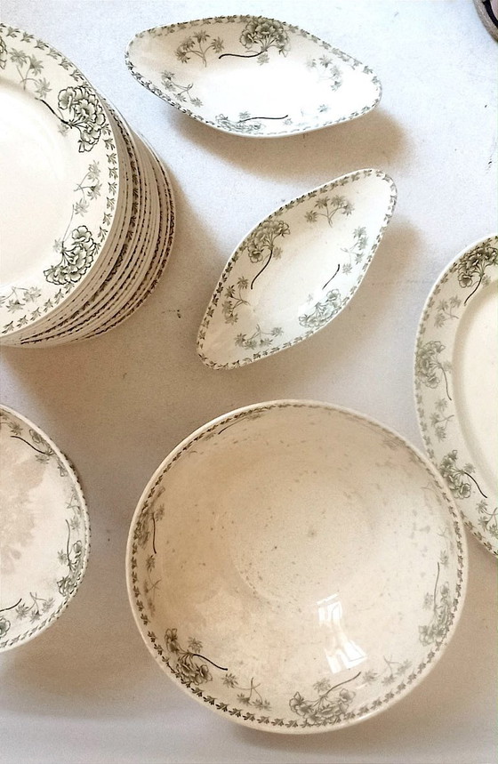Palmyre Sarreguemines 24-Piece Crockery Set, Early 20th Century – Ceramic (photo 11 of 11)