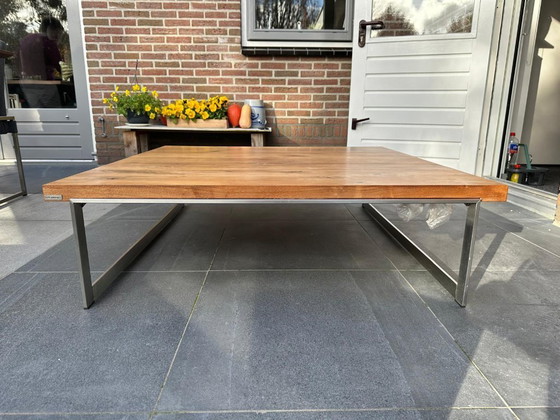 Image 1 of Bert Plantagie Hidden – opgeknapte design eetkamer- en salonset (noten + RVS)