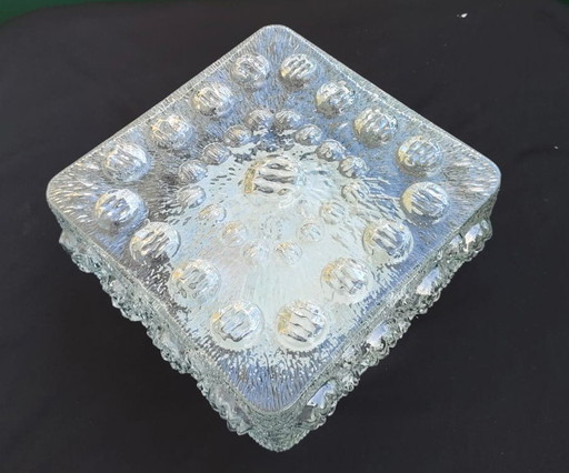 Lámpara de techo cuadrada de cristal prensado macizo con estructura de burbujas, al estilo de Helena Tynell.