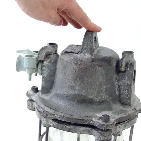 Image 1 of Plafonnier industriel, Tchécoslovaquie, années 1940