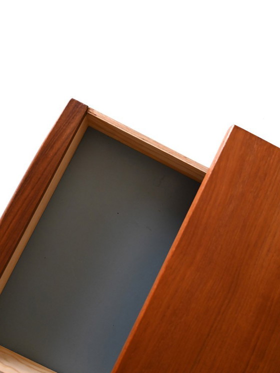 Image 1 of Bureau scandinave vintage en teck avec 7 tiroirs