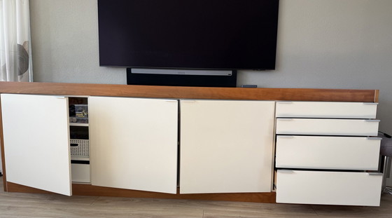 Pastoe L-series Sideboard cherry wood / cream white / aluminum handles – Aluminium (photo 4 of 6)