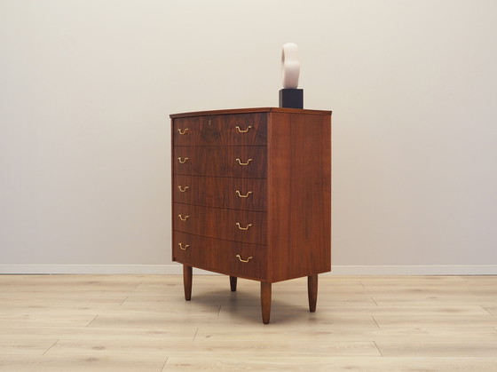 Image 1 of Commode en noyer, Design danois, 1970S, Production : Danemark