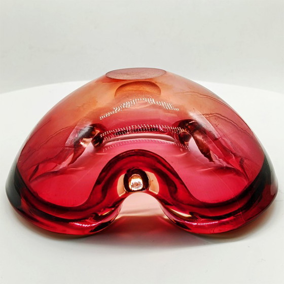 Image 1 of 1960s Pink Ashtray or Catch-all in Murano Glass by Flavio Poli for Seguso. Made in Italy.