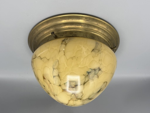 Vintage marbled ceiling lamp - elegance in glass and brass