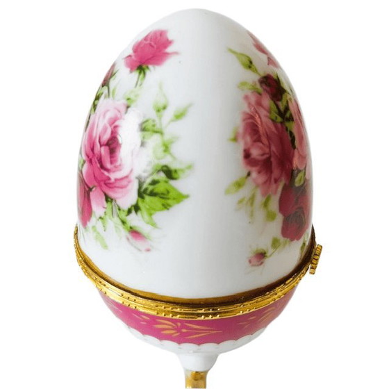 Vintage porcelain egg jewelry box, Limoges style, floral, gold hinge, 1980s – Decorative Objects, Brass (photo 5 of 10)