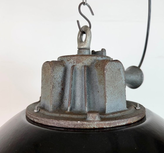Image 1 of Industriële kooilamp van zwart emaille en gietijzer, jaren 60