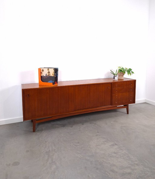 Vintage Deens design teak dressoir Ernst Meyer Mid-Century met schuifdeuren en lades
