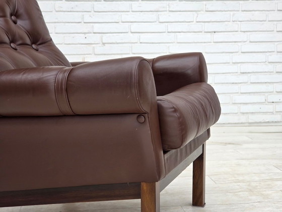 Image 1 of Sillón danés de los años 70, tapizado en cuero marrón original.