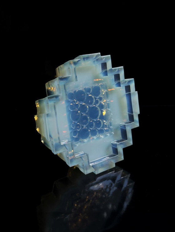 Image 1 of Cendrier vintage Sabino Paris, années 1930, verre opalin irisé, Art déco, Les Pastilles, Philippe Decelle