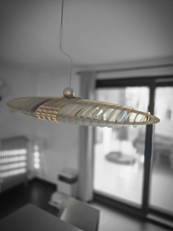 Aluminum slatted pendant lamp with colored inserts, Luceplan, Plastic, Aluminium, Multi Color, Modern (photo 5 of 5)