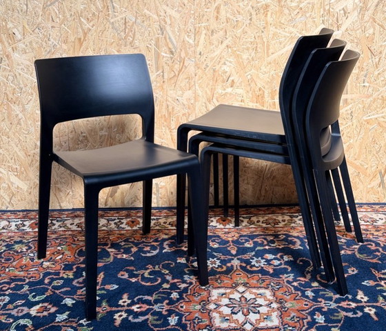 Image 1 of 4 x Arper Juno James Irvine