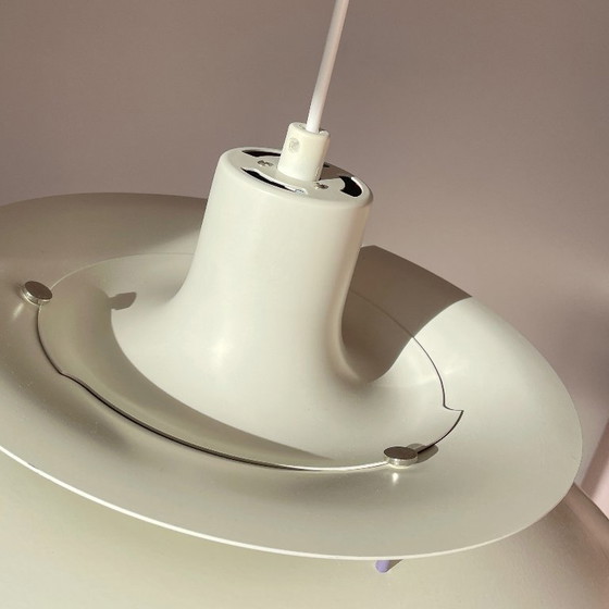 Image 1 of Poulsen PH5 LAMP wit vintage design Denmark MidCentury