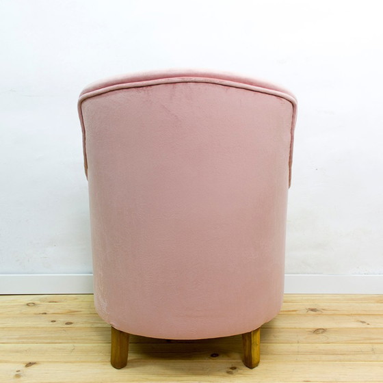 Image 1 of Stoffen en houten fauteuil uit Mid Century, 1950