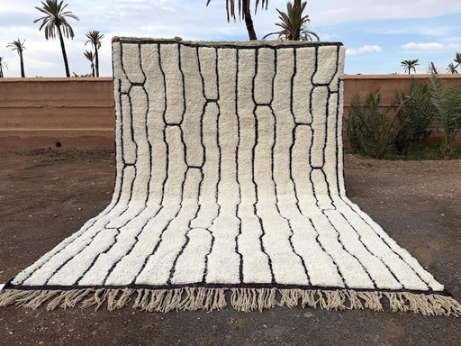 Handwoven natural wool rug, traditionally woven, size 300/200 cm