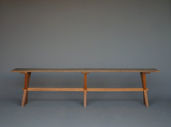 Image 1 of Rustieke boerenbanken met X-vormig frame van kersen- en eikenhout, jaren 1940.