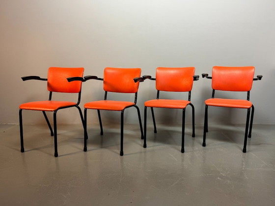 Image 1 of Set di 4 sedie da pranzo arancioni di design di metà secolo di Ahrend de Cirkel, Paesi Bassi, anni '60