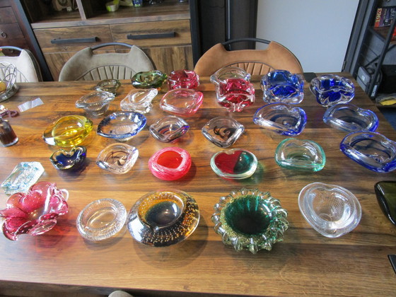 Image 1 of 30x Vintage Ashtrays