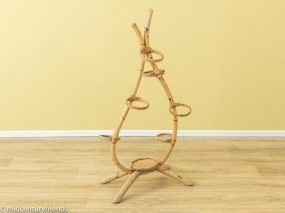 Image 1 of Soporte escultural para flores de bambú