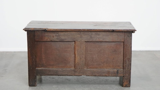 Image 1 of Cofre antiguo de roble inglés del siglo XVII