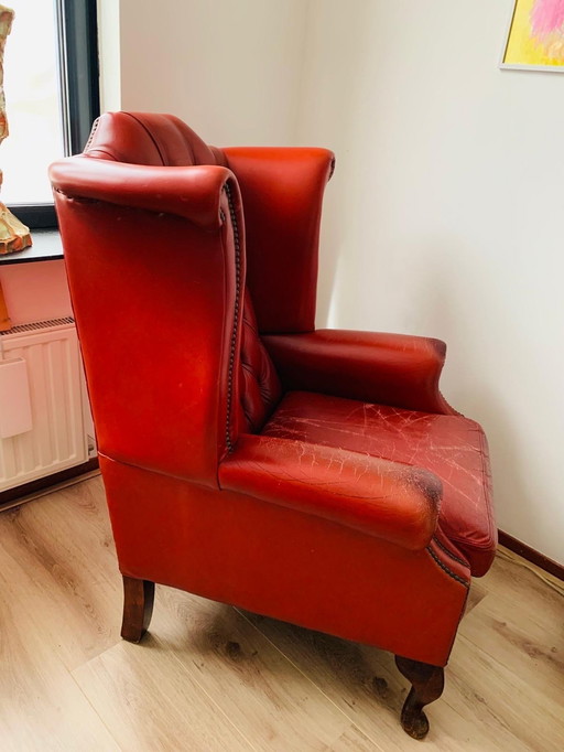 Prachtige ritt auf dem Sofa im Chesterfield-Look