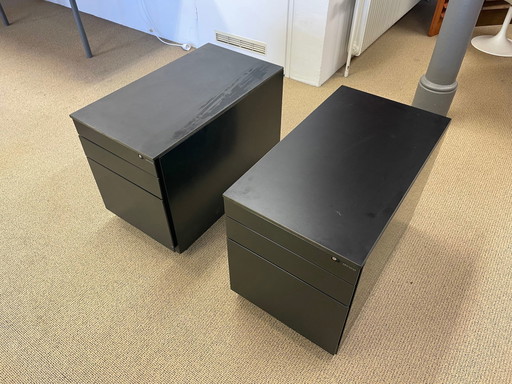 2x Escritorio Ahrend con cajonera móvil