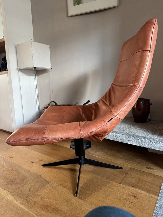 Image 1 of Sillón giratorio de cuero Bodilson