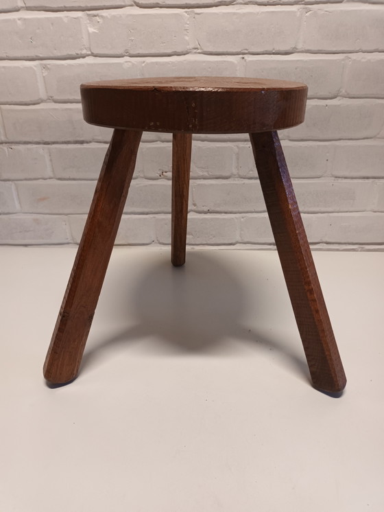 Image 1 of Sgabello da latte in legno