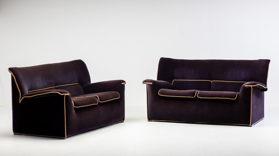 Image 1 of SOFÁ LAURIANA AFRA Y TOBIA SCARPA, TERCIOPELO, ITALIA, 1978