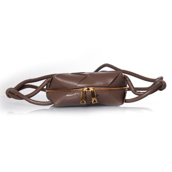 Image 1 of Bottega Veneta, mini cassettecameratas
