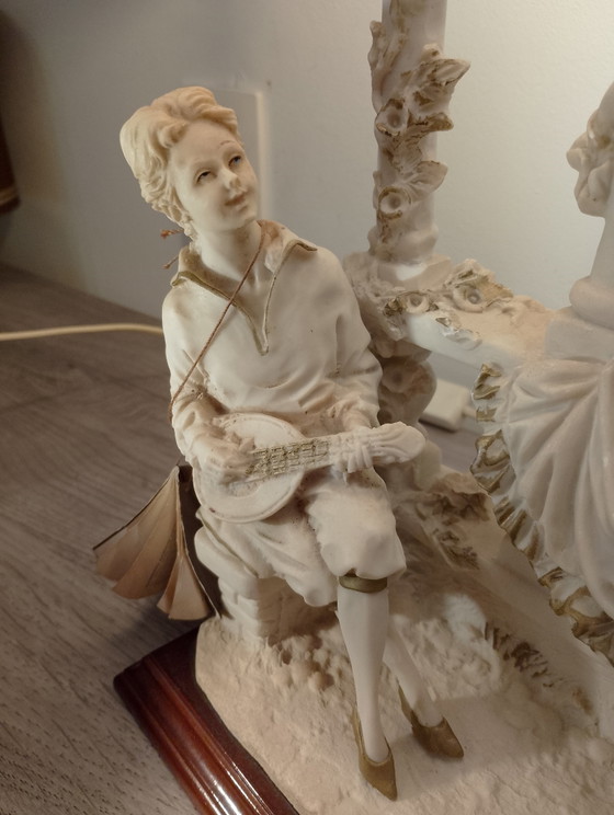 Image 1 of Lampe sculpture G Armani l arte nel mondo Capodimonte en biscuit de porcelaine italien 