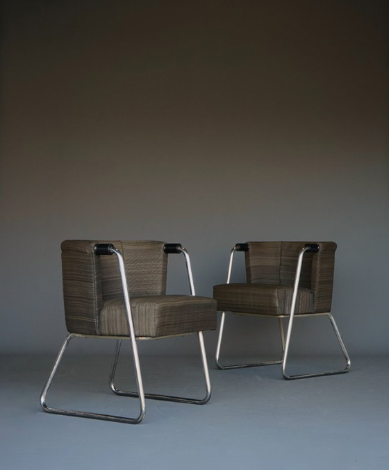 Fauteuils tubulaires modernistes d'Artifort, années 1930 – Bois, Mid Century Modern (photo 2 of 23)