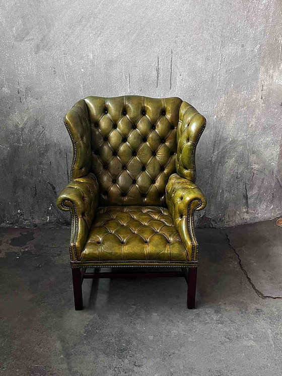 Image 1 of Fauteuil Chesterfield vintage britannique