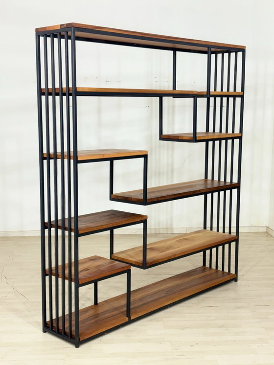 Image 1 of Estantería de diseño exclusivo / librería de madera maciza / diseño de interiores