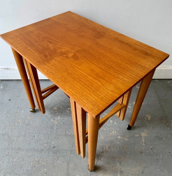 Image 1 of Tavolini impilabili vintage di Nový Domov