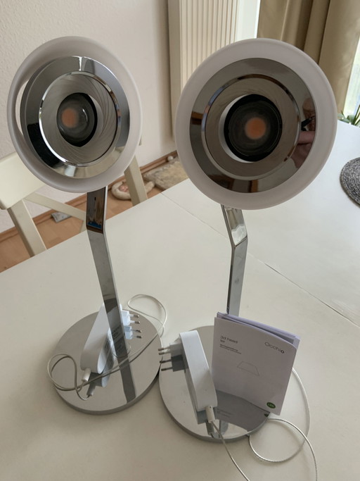 2 lámparas de mesa Occhio