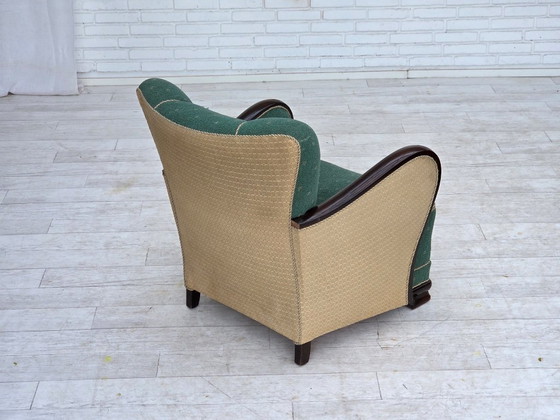 Image 1 of Deense fauteuil uit de jaren 60, bekleed met groene en beige meubelwol.