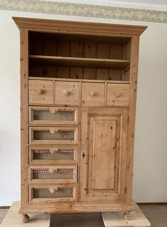 Mobile da cucina inglese in pino con cassetti, Mobili contenitori, Vetro, Legno, Marrone (foto 3 di 5)