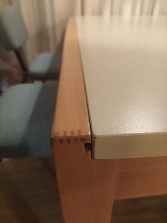 Image 1 of Tavolo allungabile con piano in formica 165-225 × 90 cm