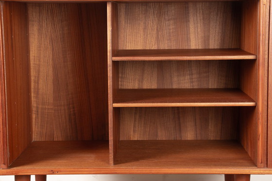 Image 1 of Pequeño aparador danés de teca modelo 42 de Kai Kristiansen para Feldballes Mobelfabrik 1960.