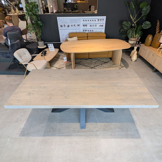 Image 1 of Mesa de comedor Private Label Barcelona - 220x110