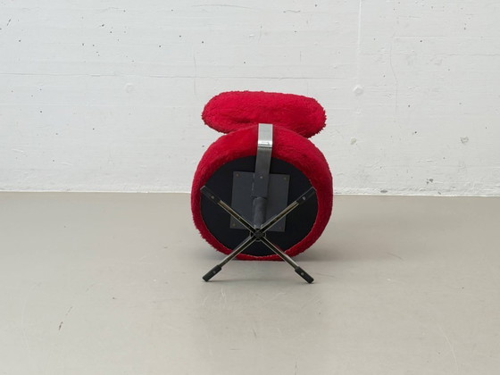 Image 1 of Postmoderne loungestoel met rode teddybeerhoes, jaren 70