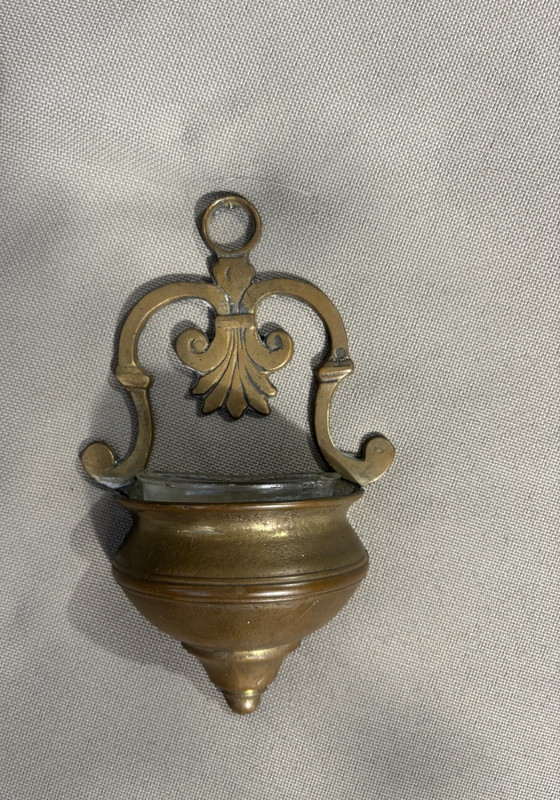 19th-Century French Bénitier de Chevet / Brass Bénitier Mural, with Openwork Palmette and Volute Ornament. (photo 5 of 5)