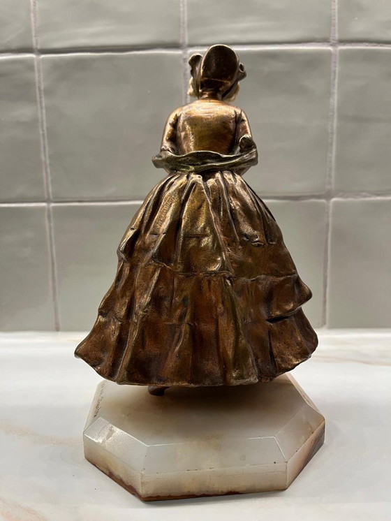 Image 1 of Statuette Art Déco en chryséléphantine, Dame française, 1915-1920
