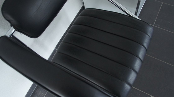 Image 1 of "Non Conformist" Chair 1970 Eileen Gray Vereinigte Werkstätten