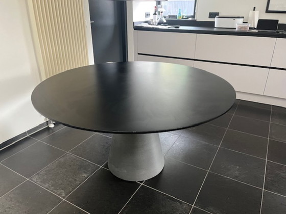 Image 1 of Mesa de comedor de MDF de diseño Italia con 4 sillas giratorias Mobitec