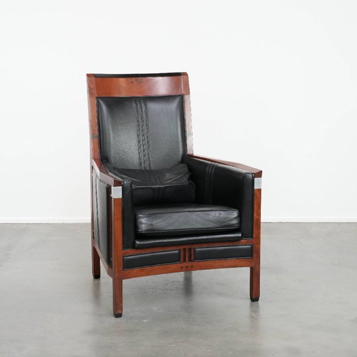 Fauteuil Schuitema Art Déco en cuir de vachette noir avec dossier haut